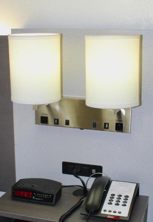 Motel Ramada By Wyndham Harrisonburg Exteriér fotografie