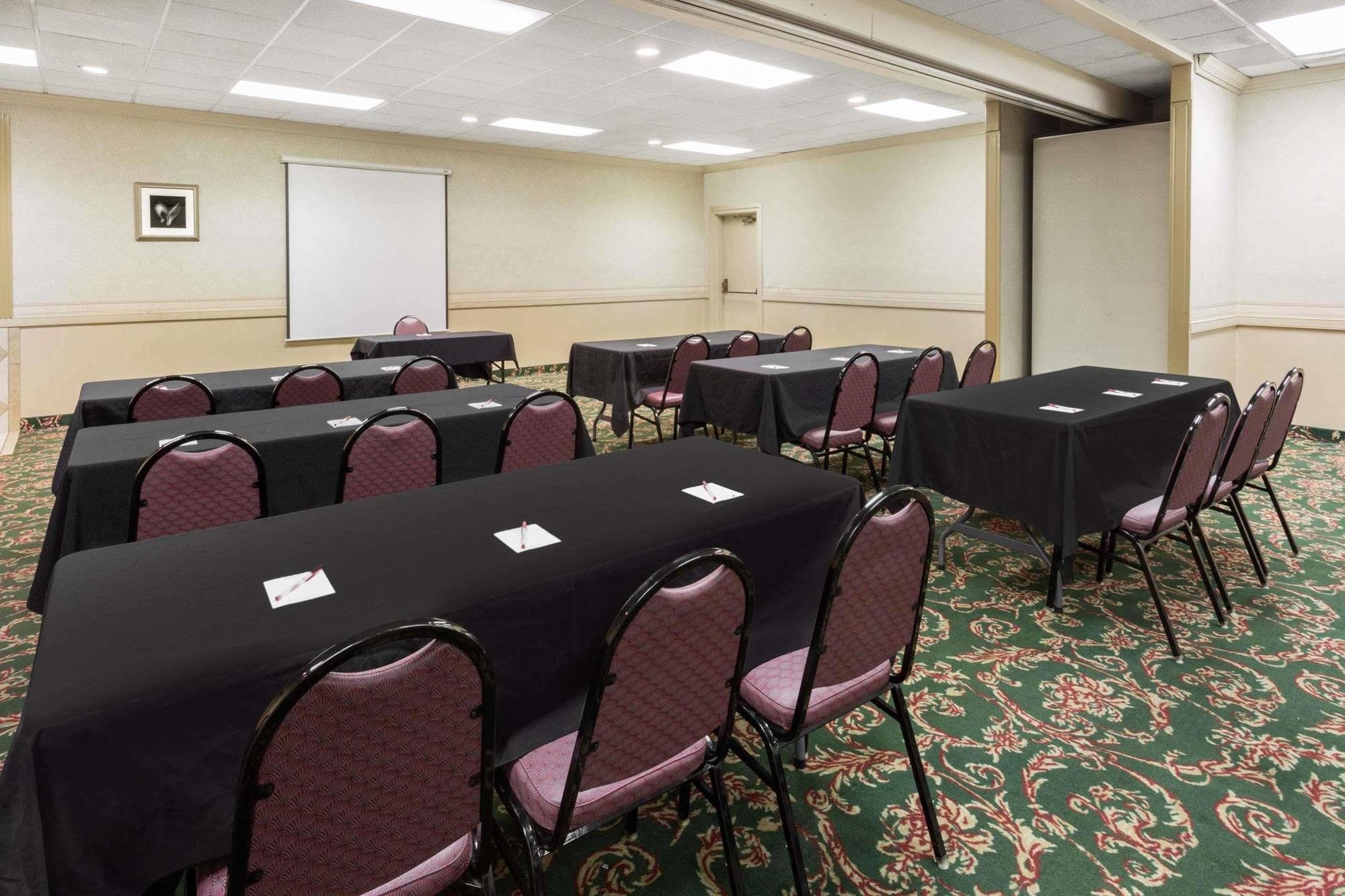Motel Ramada By Wyndham Harrisonburg Exteriér fotografie